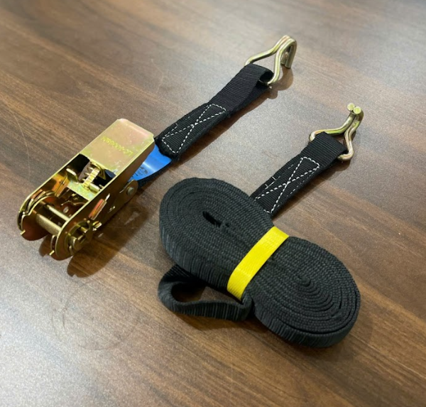 Dây tăng đơ chằng hàng 2.5cm chịu lực 800kg đen